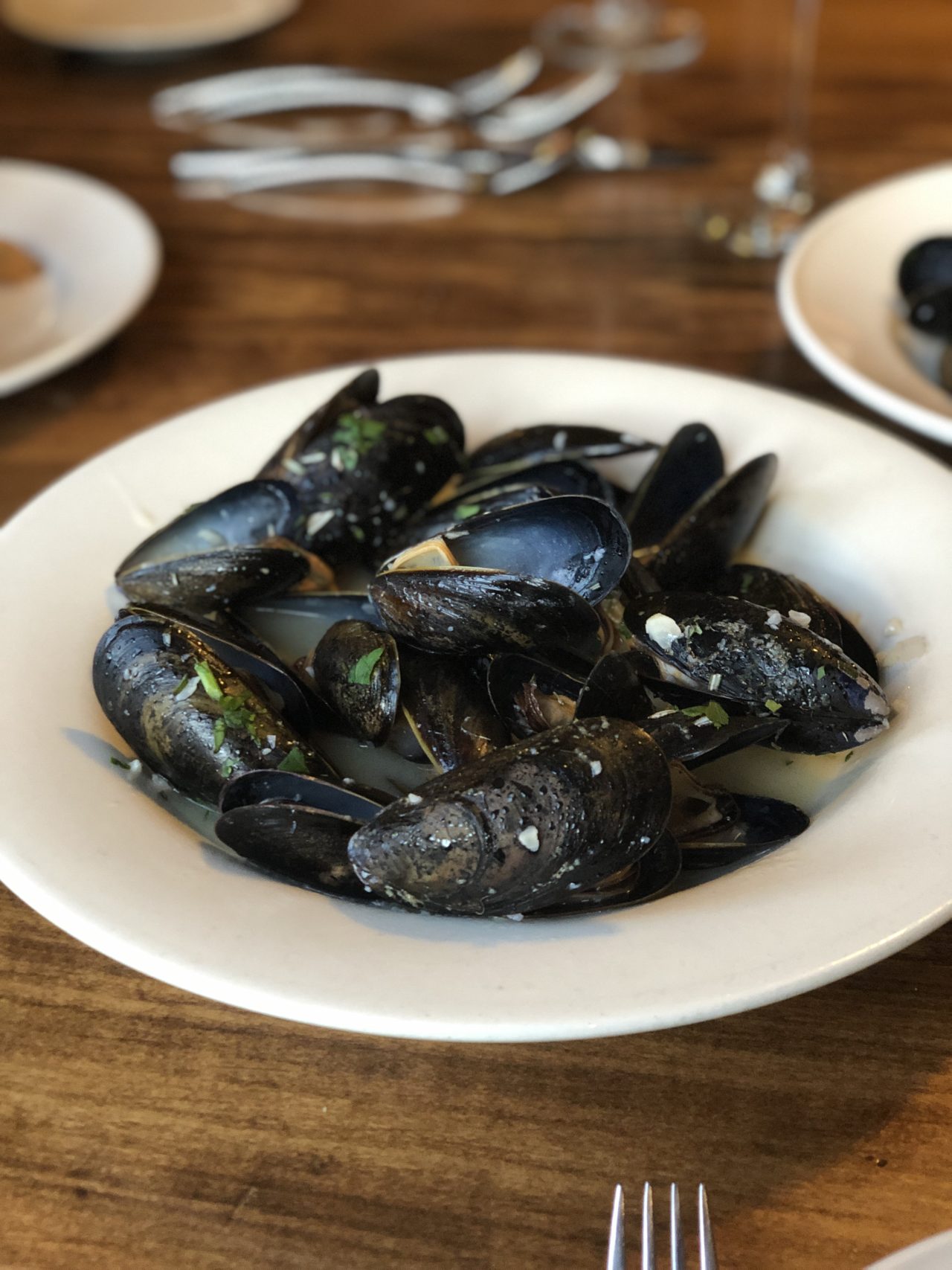 Fresh PEI Mussels - Seafoods Of The World | Fresh Fish Market ...